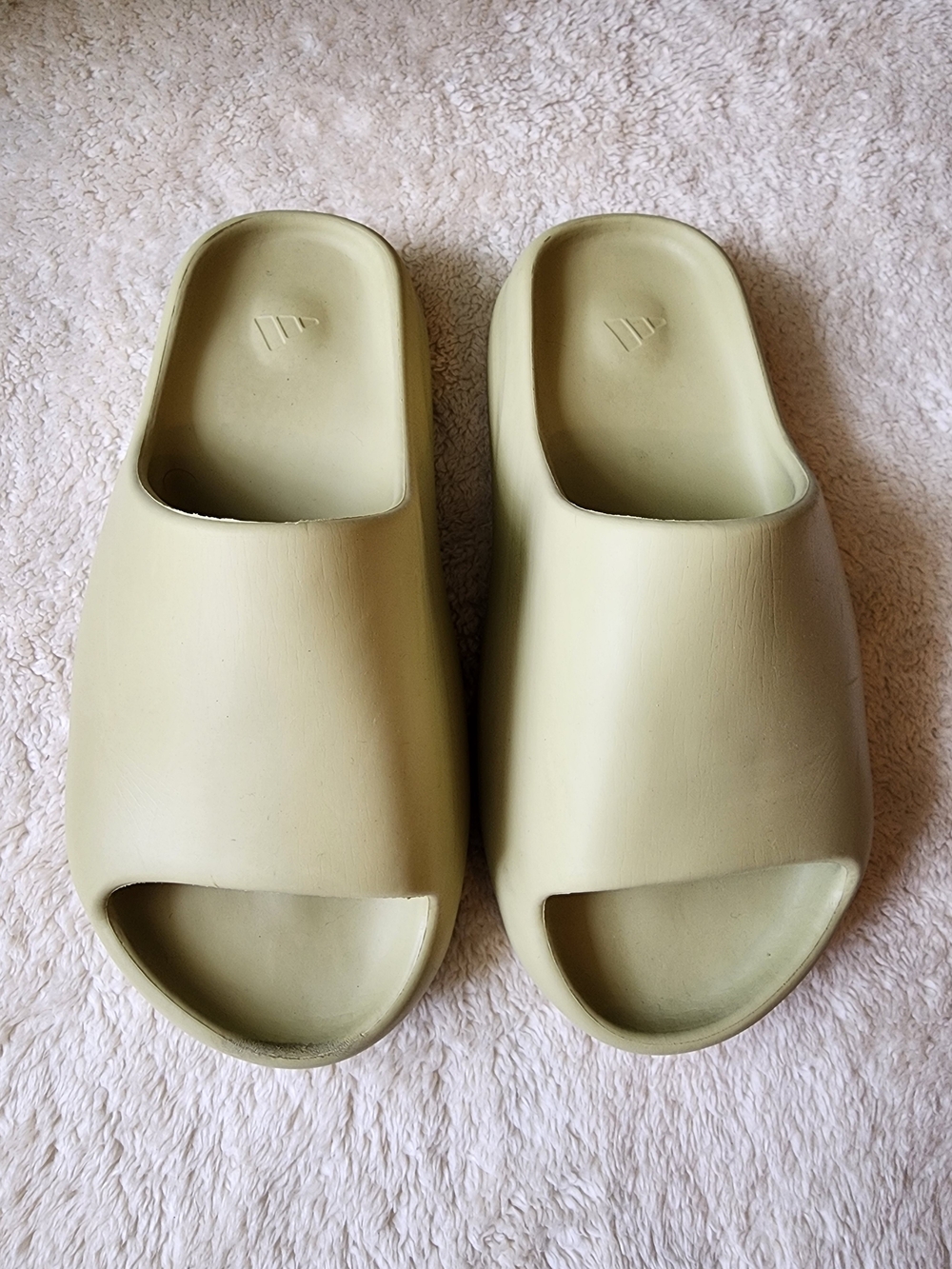 Adodas Yeezy Men's Slide Mules in Sage Green